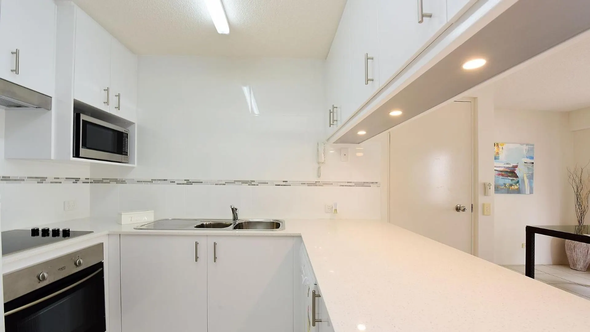 Apartment Lindomare Unit 11, 11 Orvieto Tce, Kings Beach Caloundra