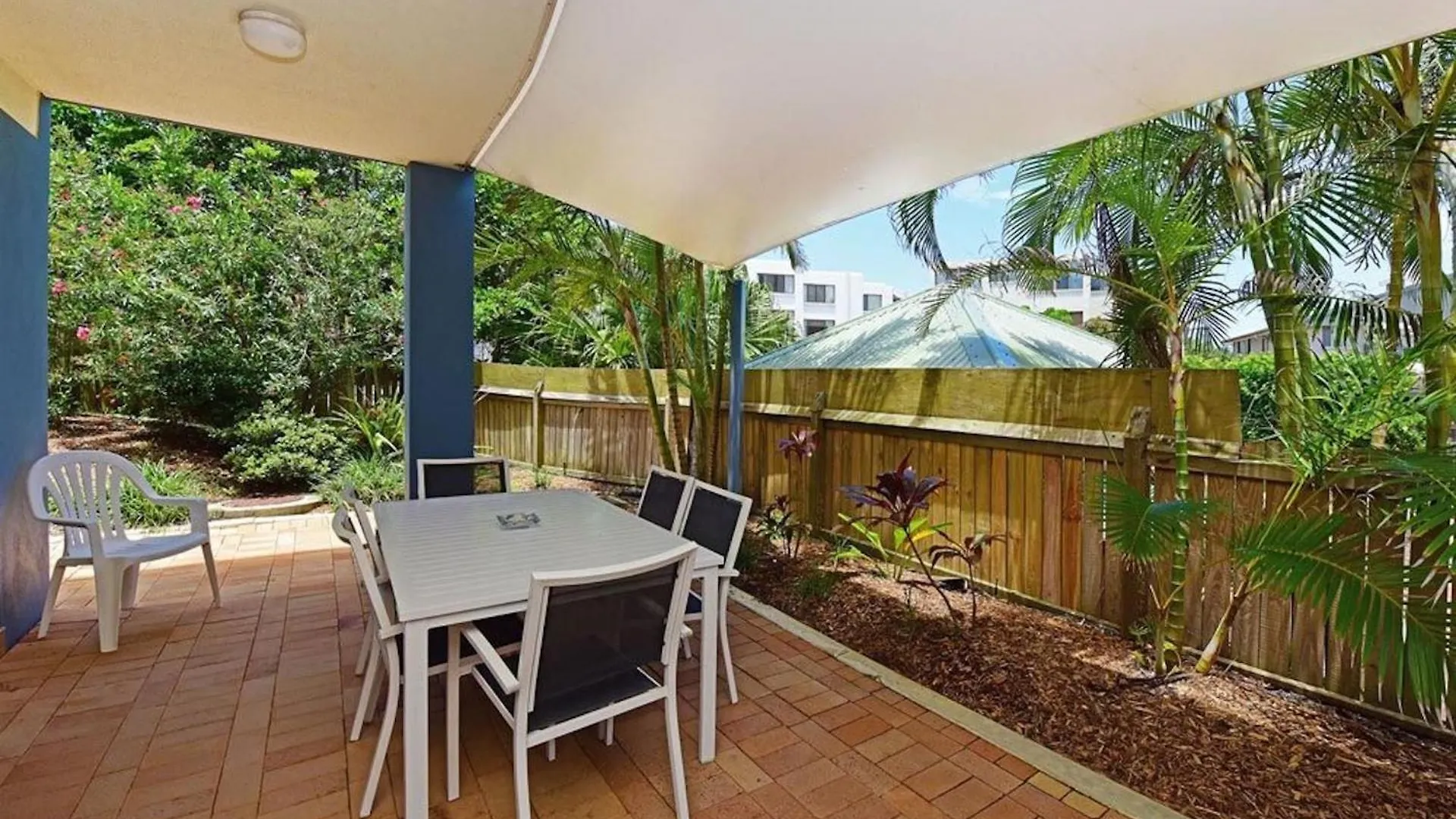 Apartment Lindomare Unit 11, 11 Orvieto Tce, Kings Beach Caloundra Australien